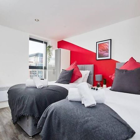 مانشستر Stylish 2 Bed Apartment With Free Parking, Close To City Centre By Hass Haus المظهر الخارجي الصورة